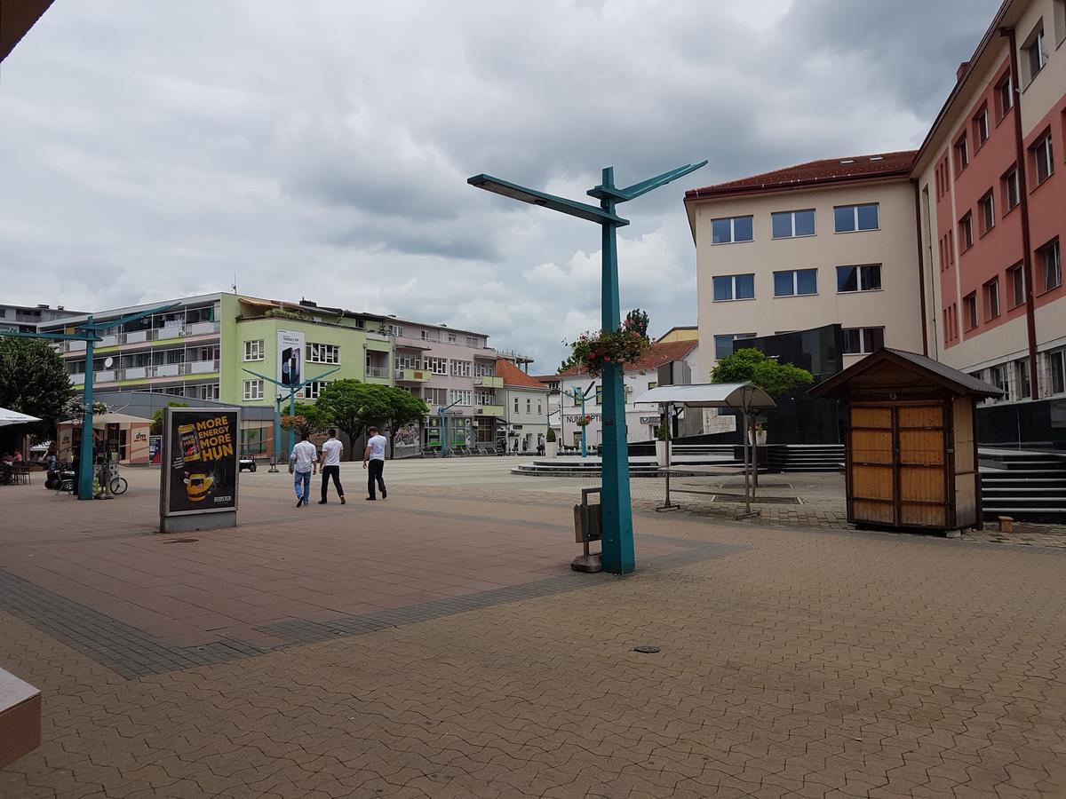 Apartamento Roses Bihać Exterior foto
