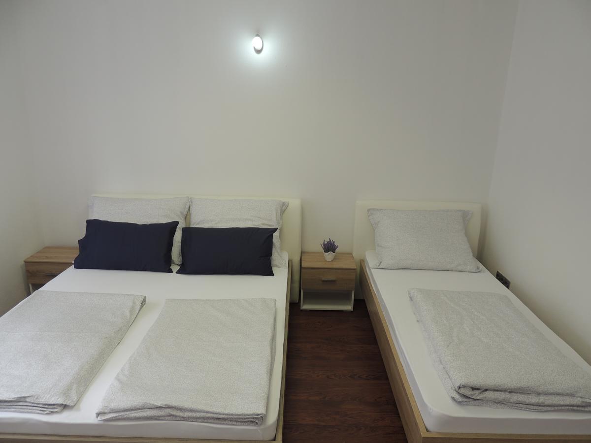 Apartamento Roses Bihać Exterior foto